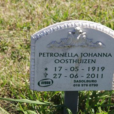 OOSTHUIZEN Petronella Johanna 1919-2011