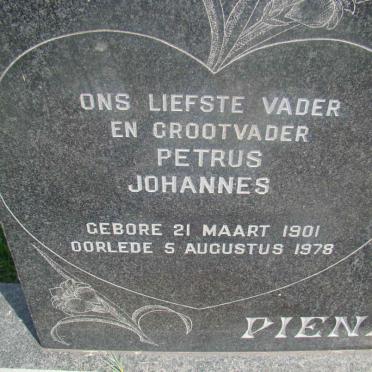 PIENAAR Petrus Johannes 1901-1978 &amp; Isabella Maria Susanna DE BEER 1910-1969