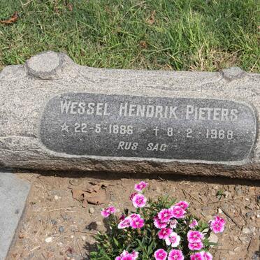 PIETERS Wessel Hendrik 1886-1968 &amp; Alida Maria 1887-1967