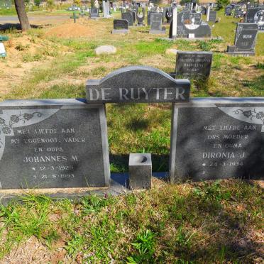 RUYTER Johannes M., de 1929-1993 &amp; Dironia J. 1934-