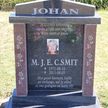 SMIT M.J.E.C. 1971-2011