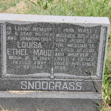 Sn - Surnames starting with the letters Sn