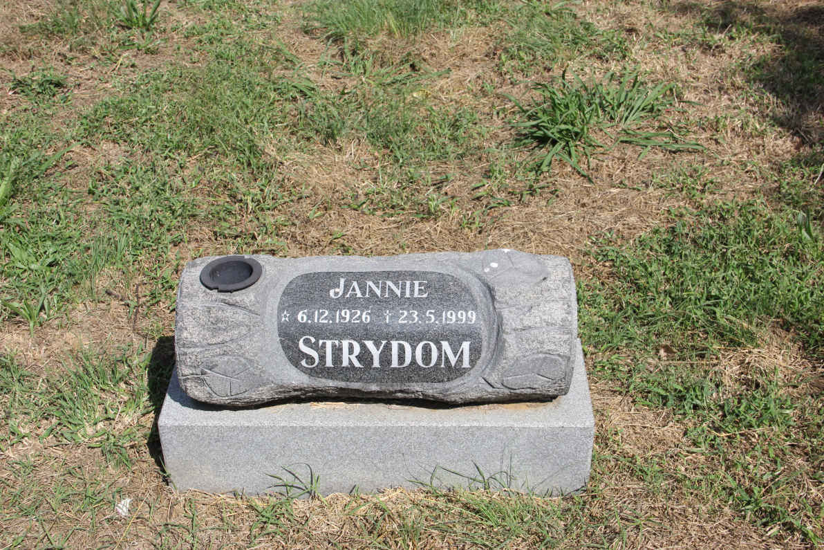 STRYDOM Jannie 1926-1999