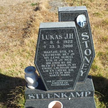 STEENKAMP Lukas J.H. 1922-2000
