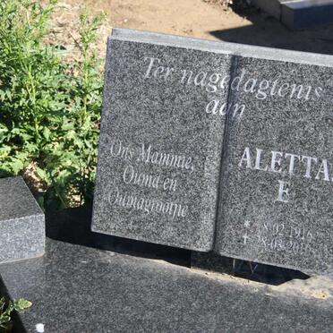 TOIT Barend J.E., du 1911-1975 &amp; Aletta E. 1916-2010 :: DU TOIT Mariatjie 1942-1943