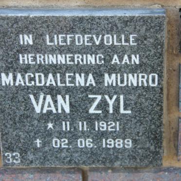 ZYL Magdalena Munro, van 1921-1989