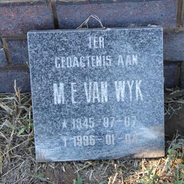 WYK M.E., van 1945-1996