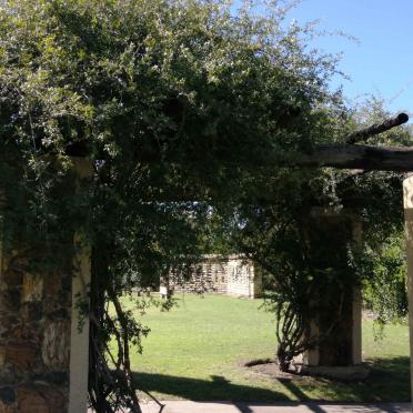 16. Wall entrance / Muur Ingang