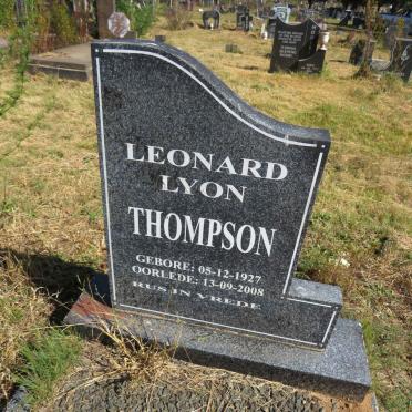 THOMPSON Leonard Lyon 1927-2008