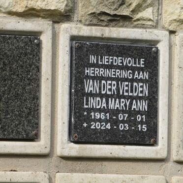 VELDEN Linda Mary Ann, van der 1961-2024