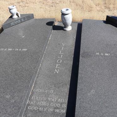 VILJOEN Hennie H.J. 1918-1982 &amp; An A.C. 1917-2009