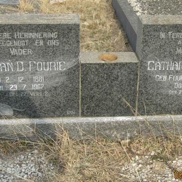 FOURIE Johan D. 1881-1962 &amp; Catharina S.J. 1882-1964