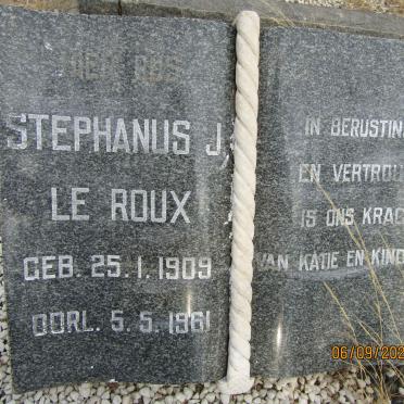 ROUX Stephanus J., le 1909-1961 ::  LE ROUX Thomas Franscois 1941-2004