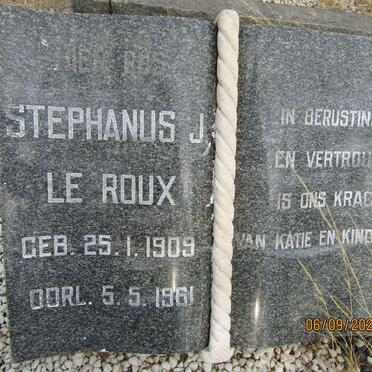 ROUX Stephanus J., le 1909-1961 ::  LE ROUX Thomas Franscois 1941-2004