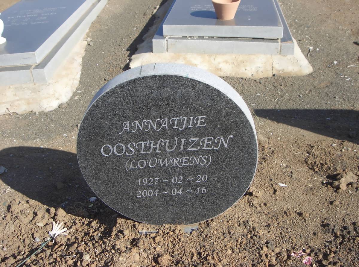 OOSTHUZEN Annatjie nee LOUWRENS 1927-2004