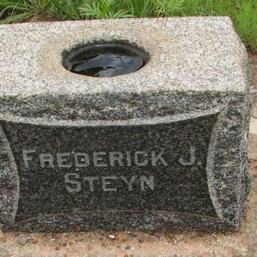 STEYN Frederick J.