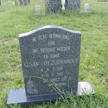 BEZUIDENHOUT Susan 1916-1995