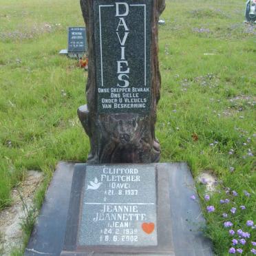 DAVIES Clifford Fletcher 1937- &amp; Jeannie Jeannette 1939-2002