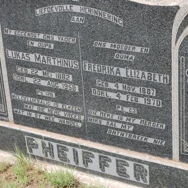 PHEIFFER Lukas Marthinus 1882-1958 &amp; Fredrika Elizabeth 1887-1970