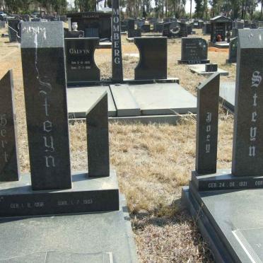 STEYN Gert 1908-1993 &amp; Joey 1921-2001