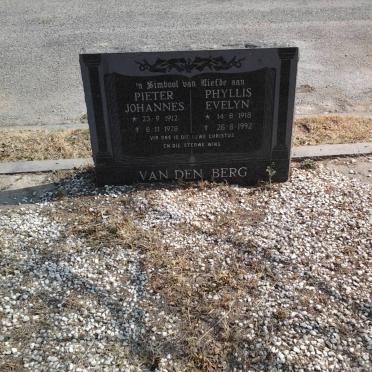 BERG Pieter Johannes van den 1912-1978 &amp; Phyllis Evelyn  1918-1992 