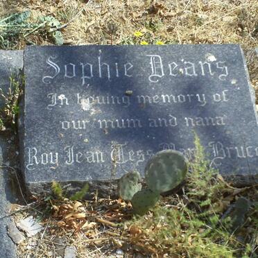 DEANS Sophie 