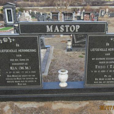 MASTOP T.J. 1935-1999 & M.M. Ria 1941-2016