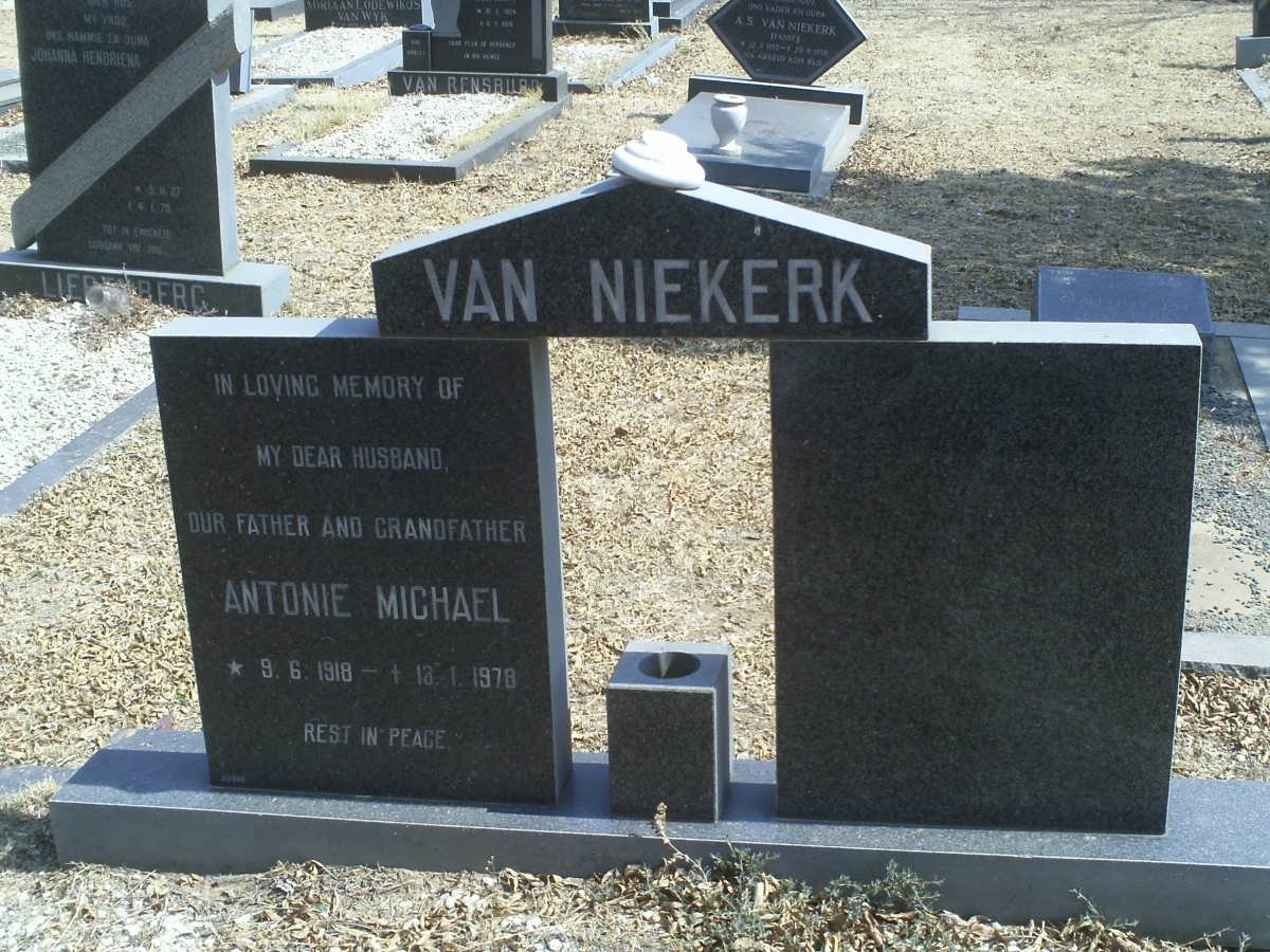 NIEKERK Antonie Michael, van 1918-1978