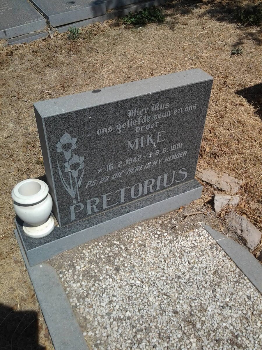 PRETORIUS Mike 1942-1991