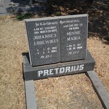 PRETORIUS Johannes Lodewikus 1914-1993 &amp; Minnie Maria 1917-1996