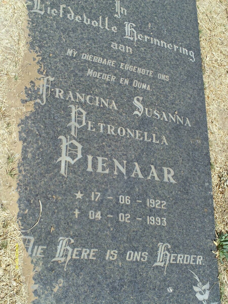PIENAAR Francina Susanna Petronella 1922-1993