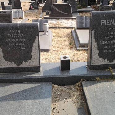 PIENAAR Pienaar Andries Benjamin P. 1880-1961 &amp; Theodora VAN DEN BERG 1886-1966
