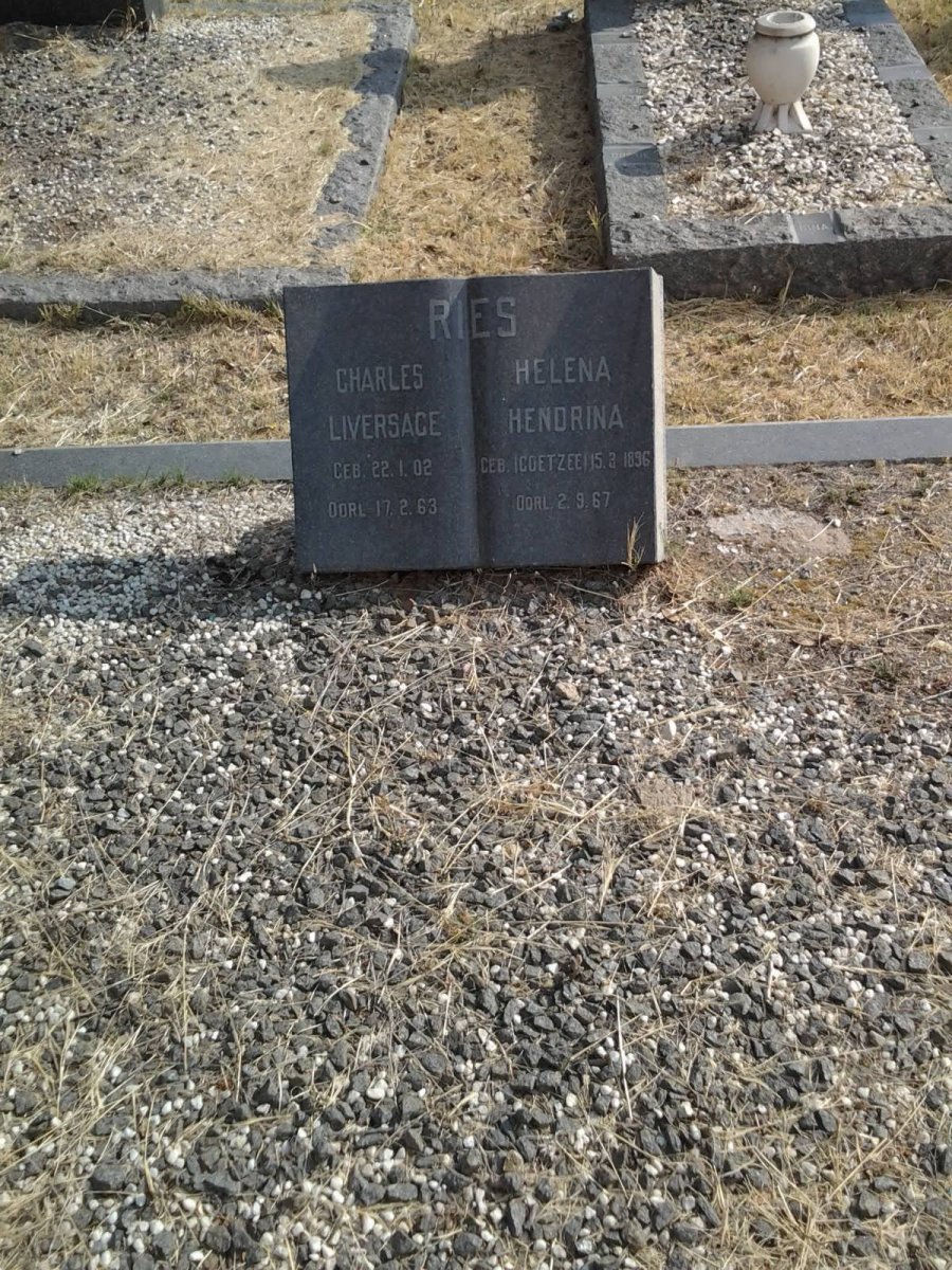 RIES Charles Liversage 1902-1963 &amp; Helena Hendrina COETZEE 1896-1967 