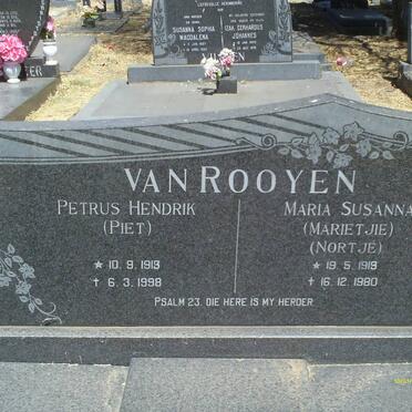 ROOYEN Petrus Hendrik, van 1913-1998 &amp; Maria Susanna NORTJE 1919-1980