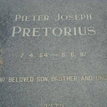 PRETORIUS Pieter Joseph 1954-1987