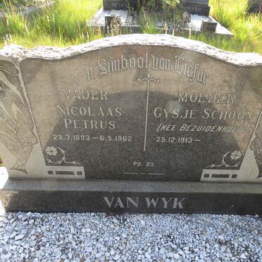 WYK Nicolaas Petrus, van 1893-1962 & Gysje Schoon BEZUIDENHOUT 1913-