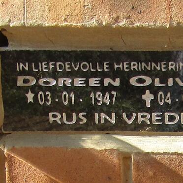 OLIVIER Doreen 1947-2016