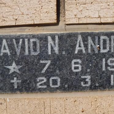ANDREWS David N. 1949-1981