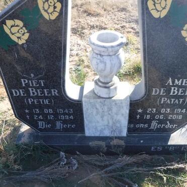 BEER Piet, de 1943-1994 &amp; Ame 1942-2018