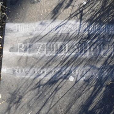 BEZUIDENHOUT Theuns Frederick Phillippus 1929-1986