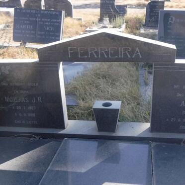 FERREIRA Nicolaas J.R. 1927-1986 &amp; Aletta G. MIENIE 1933-1985