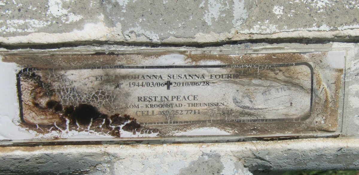 FOURIE  E? Johanna Susanna 1944-2010