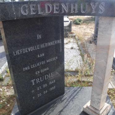 GELDENHUYS Trudie 1948-1999