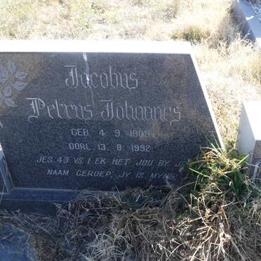 GOUWS Jacobus Petrus Johannes 1905-1992 &amp; Johanna Catharina ERASMUS 1912-1984