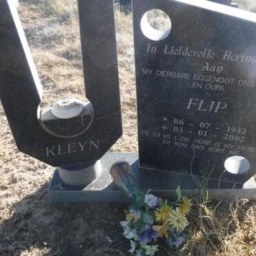 KLEYN Flip 1942-2002