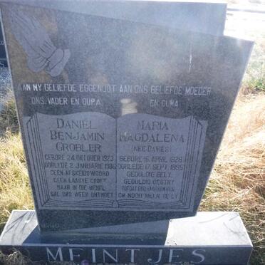 MEINTJES Daniël Benjamin Grobler 1923-1986 &amp; Maria Magdalena DAVIES 1928-1995