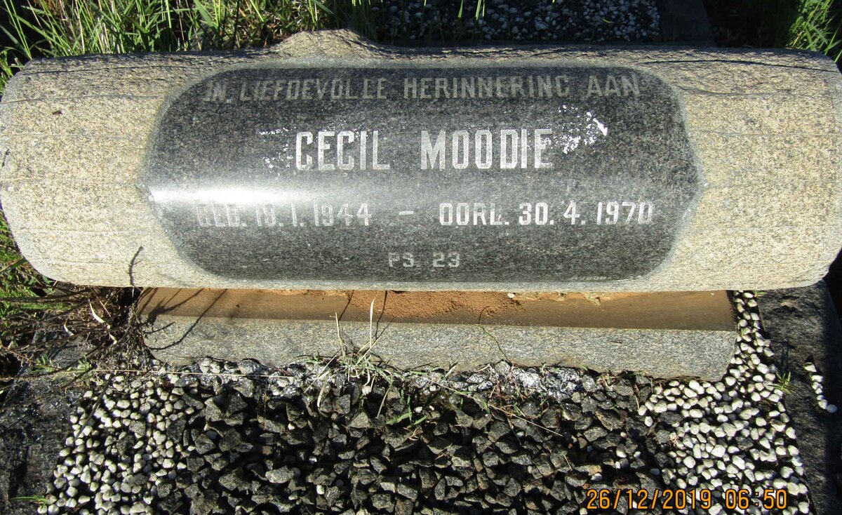 MOODIE Cecil 1944-1970
