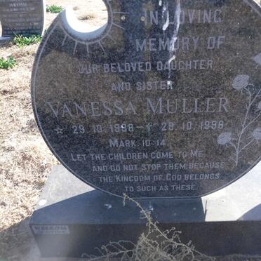 MULLER Vanessa 1998-1998