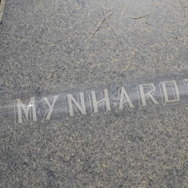 MYNHARDT Petrus F. 1910-1987 &amp; Martha J.A. 1914-1989