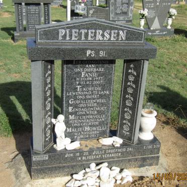 PIETERSEN Fanie 1957-2007 &amp; Malie HOWELL 1959-2012